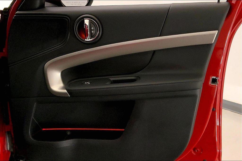 2024 MINI COUNTRYMAN COOPER S ALL4 — миниатюра 25