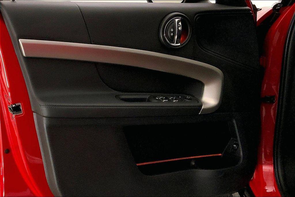 2024 MINI COUNTRYMAN COOPER S ALL4 — миниатюра 24