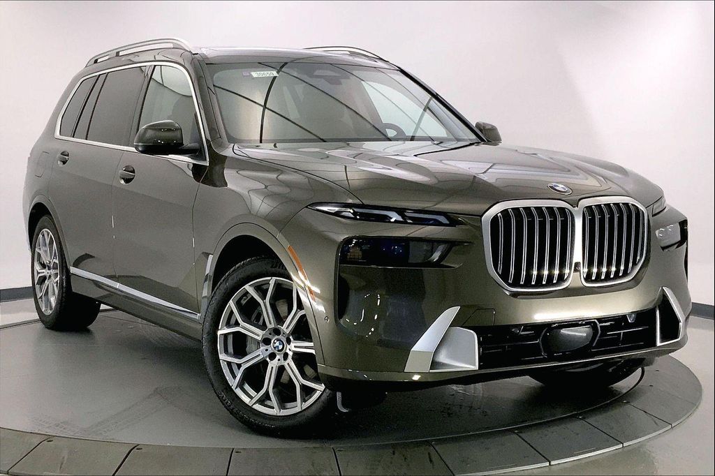 New 2026 BMW X7 xDrive40i