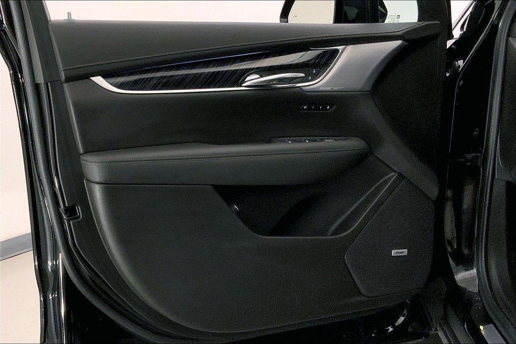 صورة مصغرة 24 لـ 2024 Cadillac XT6 PREMIUM LUXURY AWD