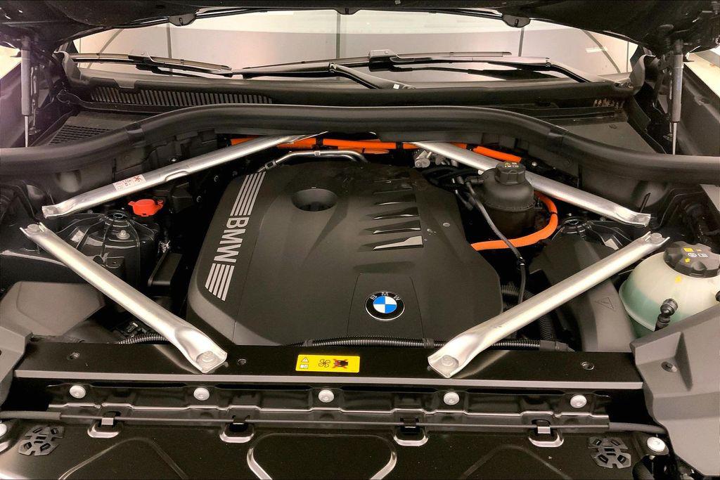 2026 BMW X5 PHEV XDRIVE50E — фото 8