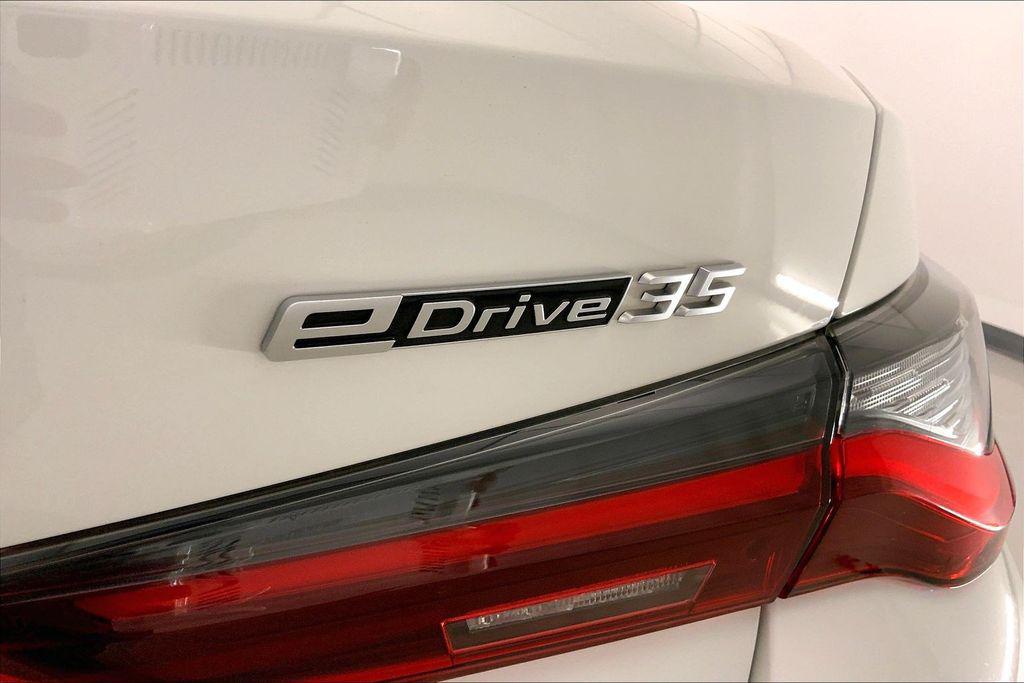 صورة مصغرة 30 لـ 2023 BMW I4 GRAN COUPE EDRIVE35