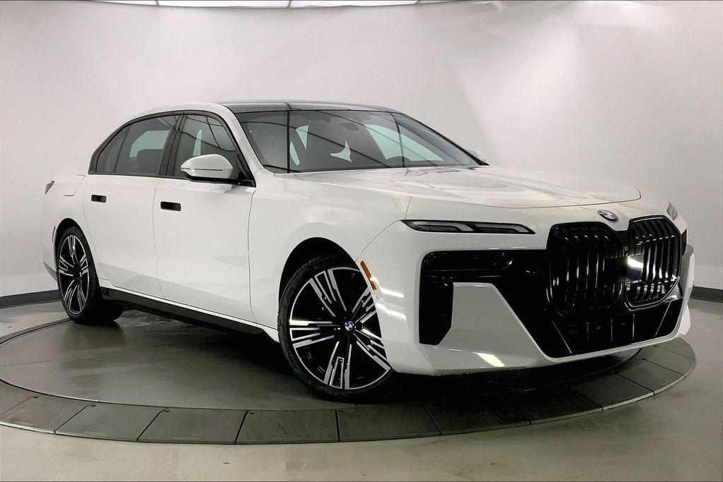 صورة مصغرة 33 لـ 2023 BMW 760 I XDRIVE
