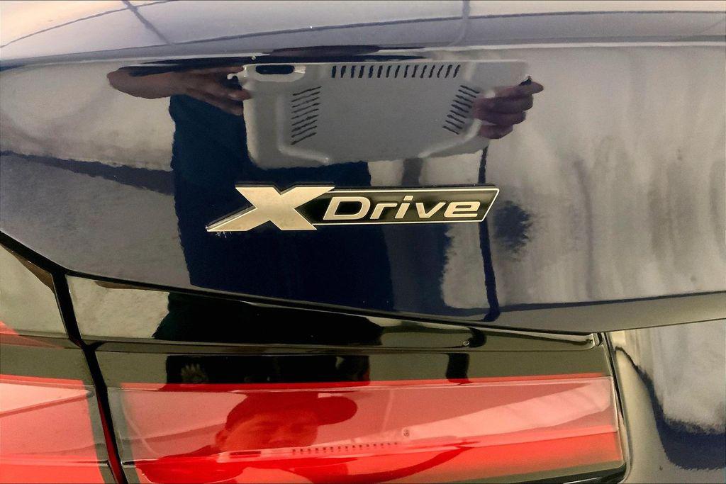 صورة مصغرة 30 لـ 2023 BMW M550 I XDRIVE
