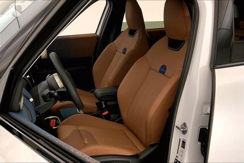 2026 MINI COUNTRYMAN COOPER S ALL4 — миниатюра 13