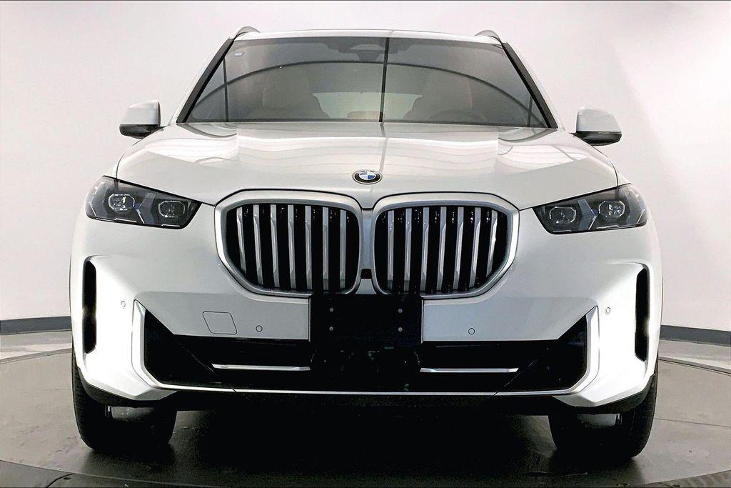 صورة 2 لـ 2026 BMW X5 XDRIVE40I