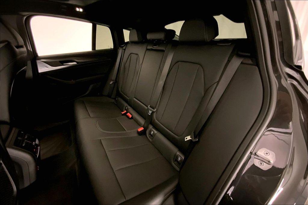 صورة مصغرة 13 لـ 2024 BMW X4 XDRIVE30I