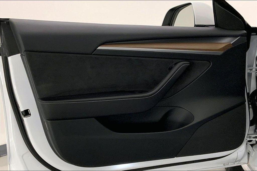 صورة مصغرة 23 لـ 2023 Tesla MODEL 3 LONG RANGE