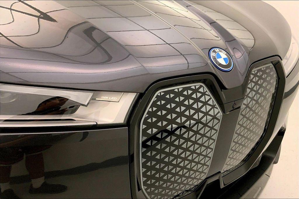 2024 BMW IX XDRIVE50 thumbnail 27
