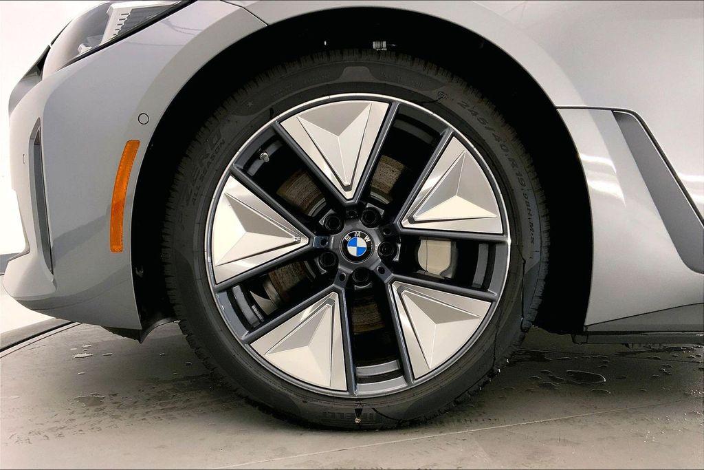 صورة 9 لـ 2026 BMW I4 GRAN COUPE XDRIVE40