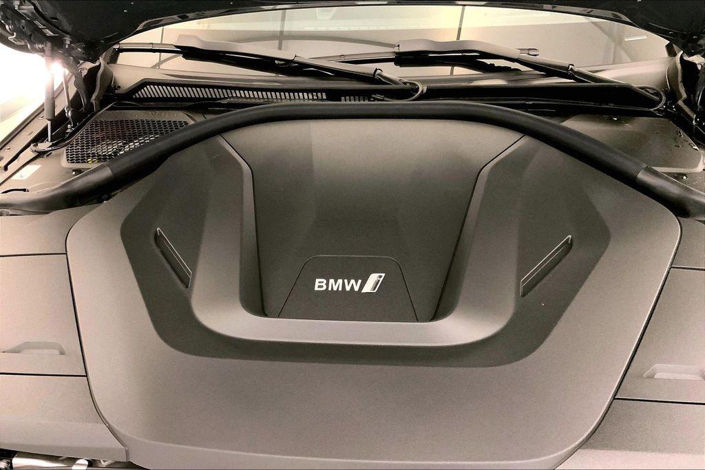 صورة 8 لـ 2026 BMW I4 GRAN COUPE XDRIVE40