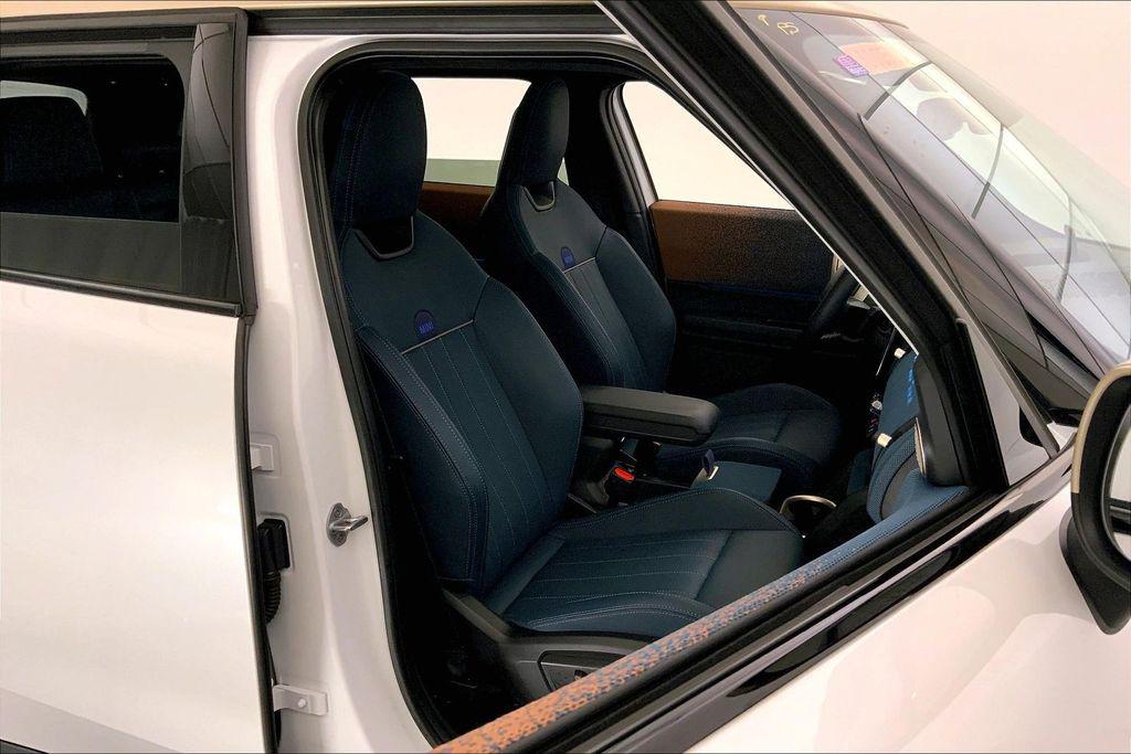 صورة 6 لـ 2025 MINI COUNTRYMAN COOPER S ALL4