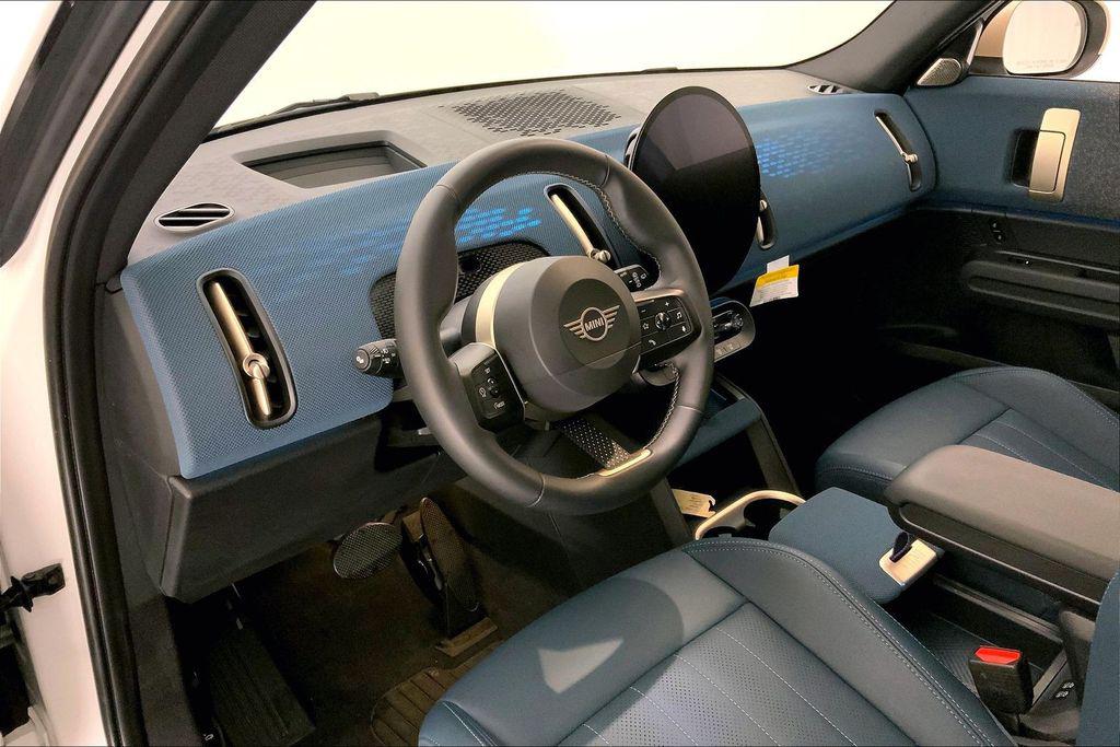 2025 MINI COUNTRYMAN COOPER S ALL4 — миниатюра 21