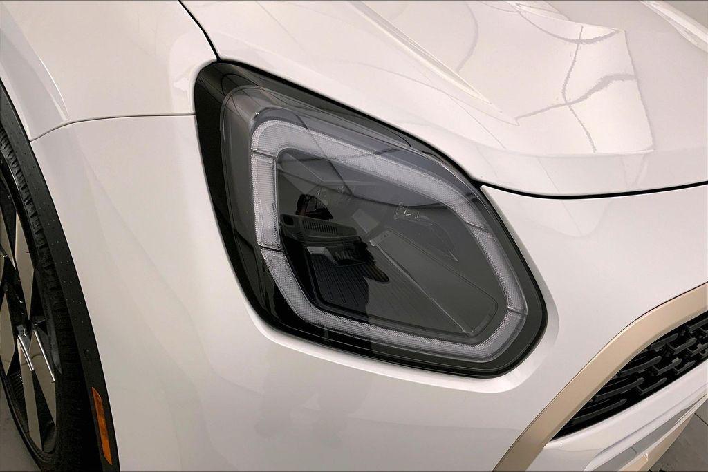 2025 MINI COUNTRYMAN COOPER S ALL4 — миниатюра 27