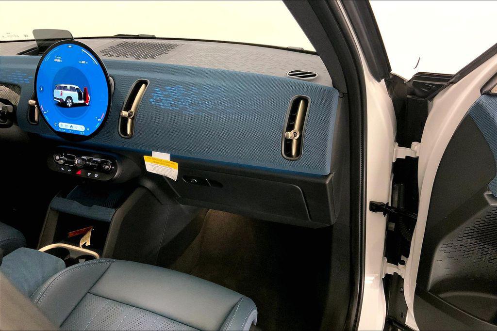 2025 MINI COUNTRYMAN COOPER S ALL4 — миниатюра 23