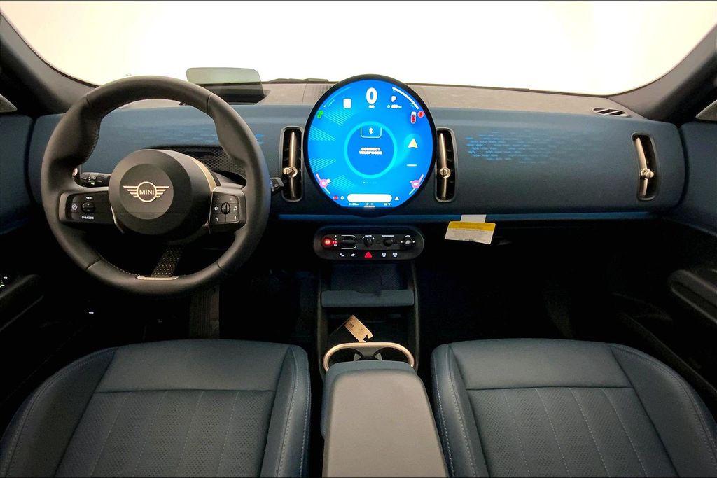 2025 MINI COUNTRYMAN COOPER S ALL4 — миниатюра 16