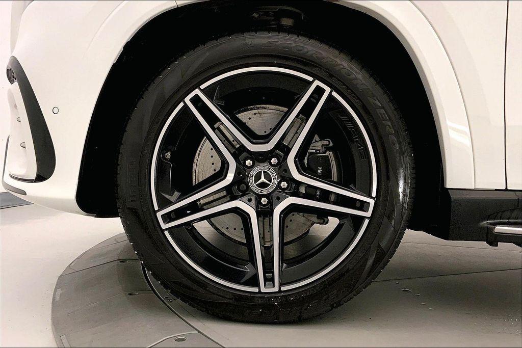 MERCEDES-BENZ GLS - 8