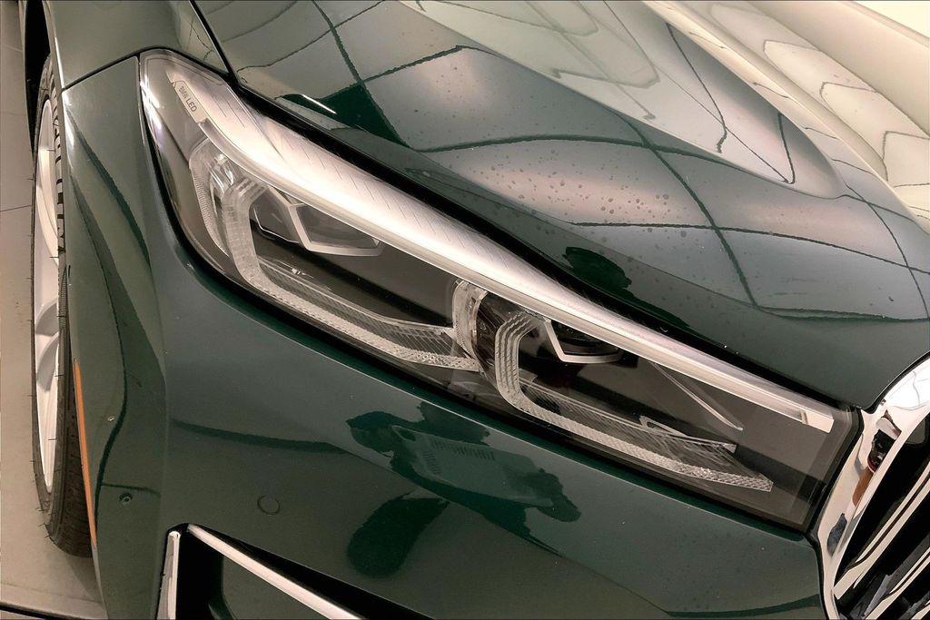 صورة مصغرة 27 لـ 2022 BMW 750 I XDRIVE