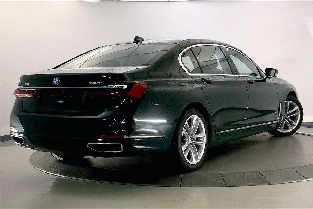 صورة مصغرة 12 لـ 2022 BMW 750 I XDRIVE