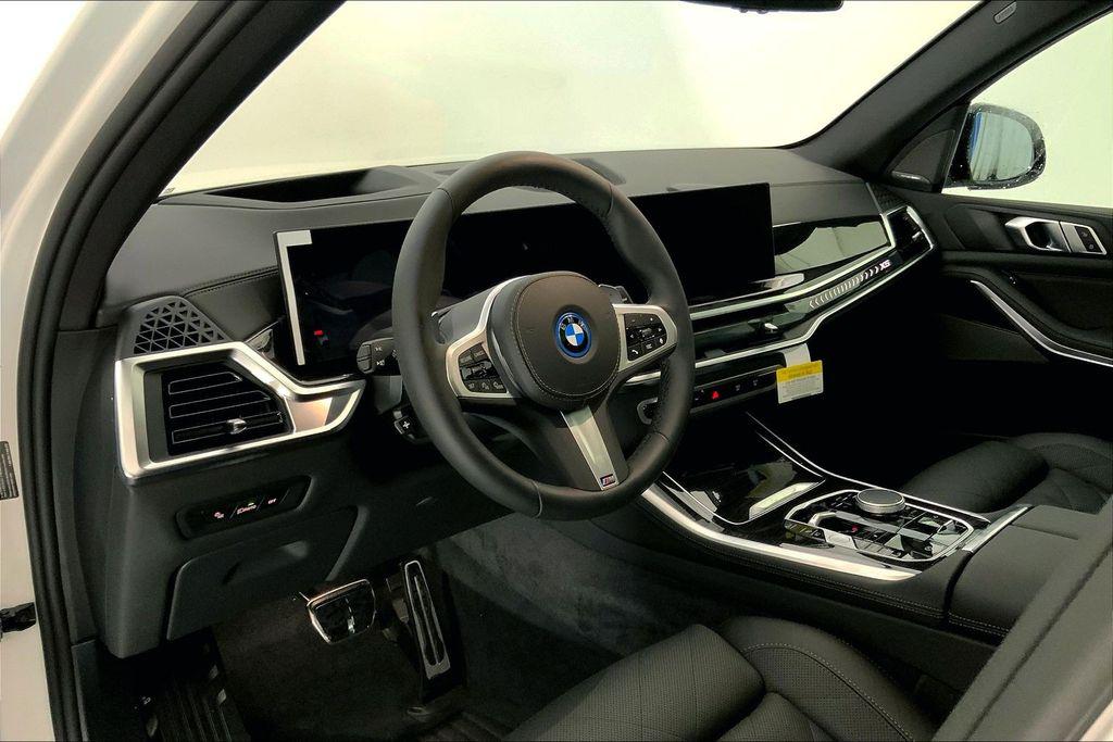 2026 BMW X5 PHEV XDRIVE50E — фото 4