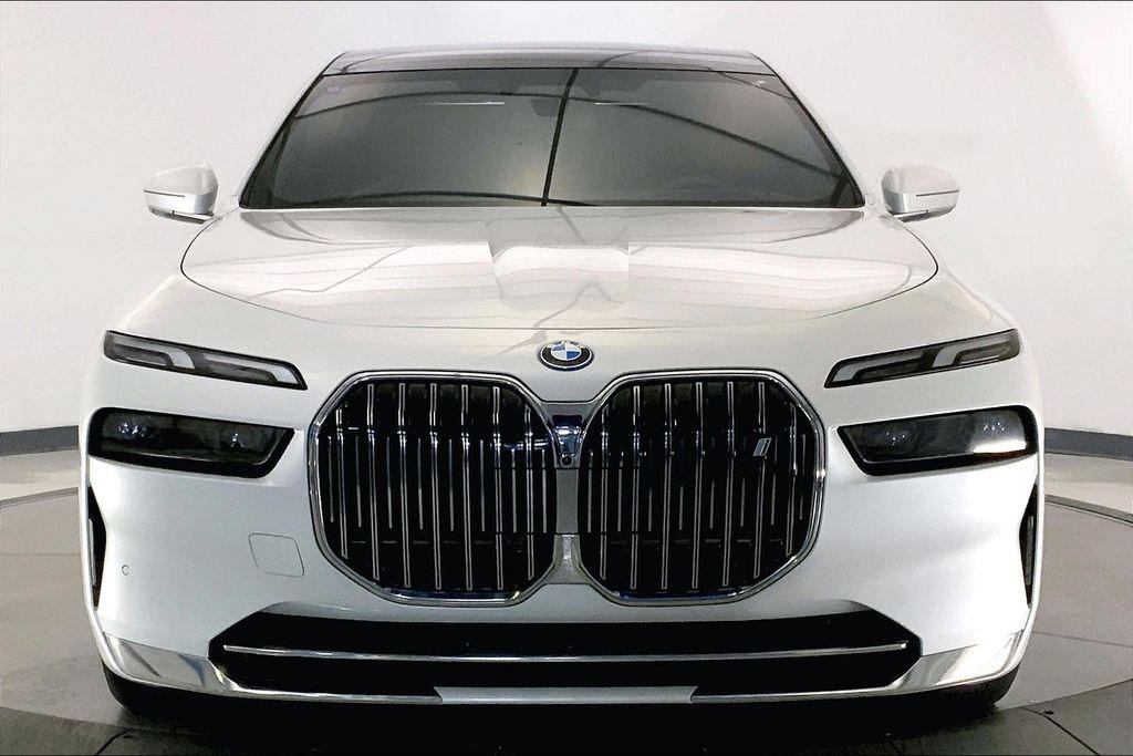 صورة 2 لـ 2023 BMW I7 XDRIVE60