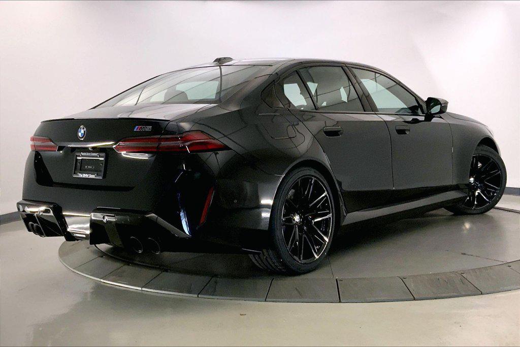صورة مصغرة 12 لـ 2025 BMW M5 BASE