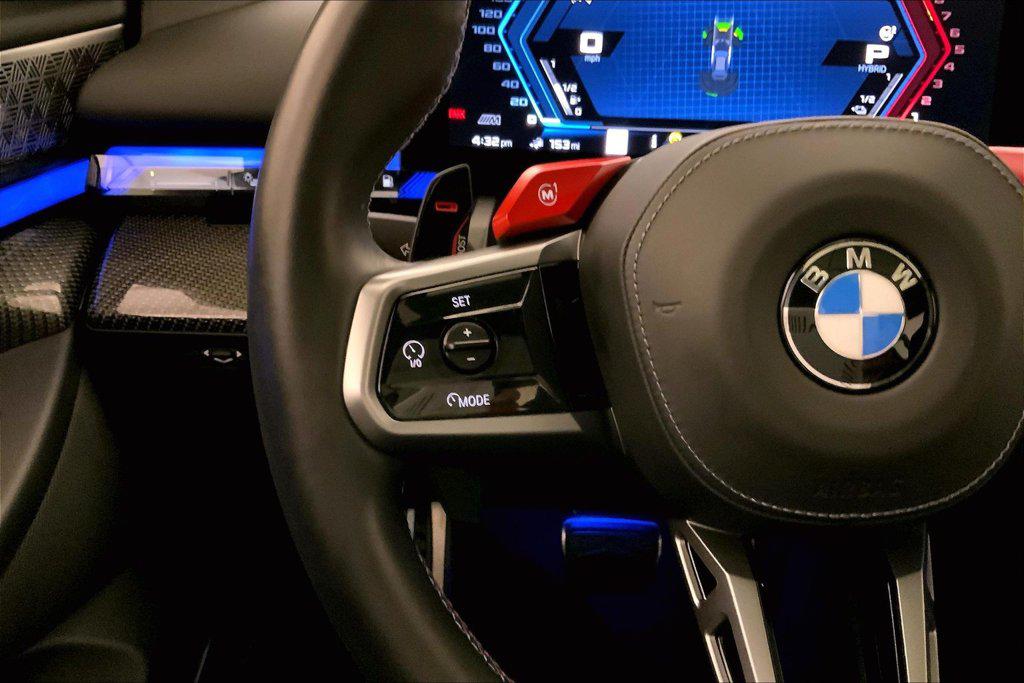 صورة مصغرة 18 لـ 2025 BMW M5 BASE