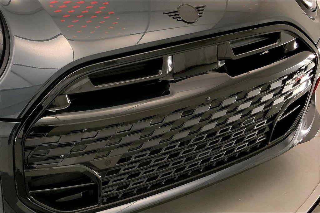 2025 MINI HARDTOP JOHN COOPER WORKS — миниатюра 29
