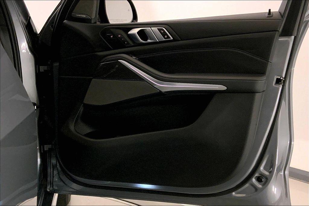 2024 BMW X7 M60I 缩略图 25