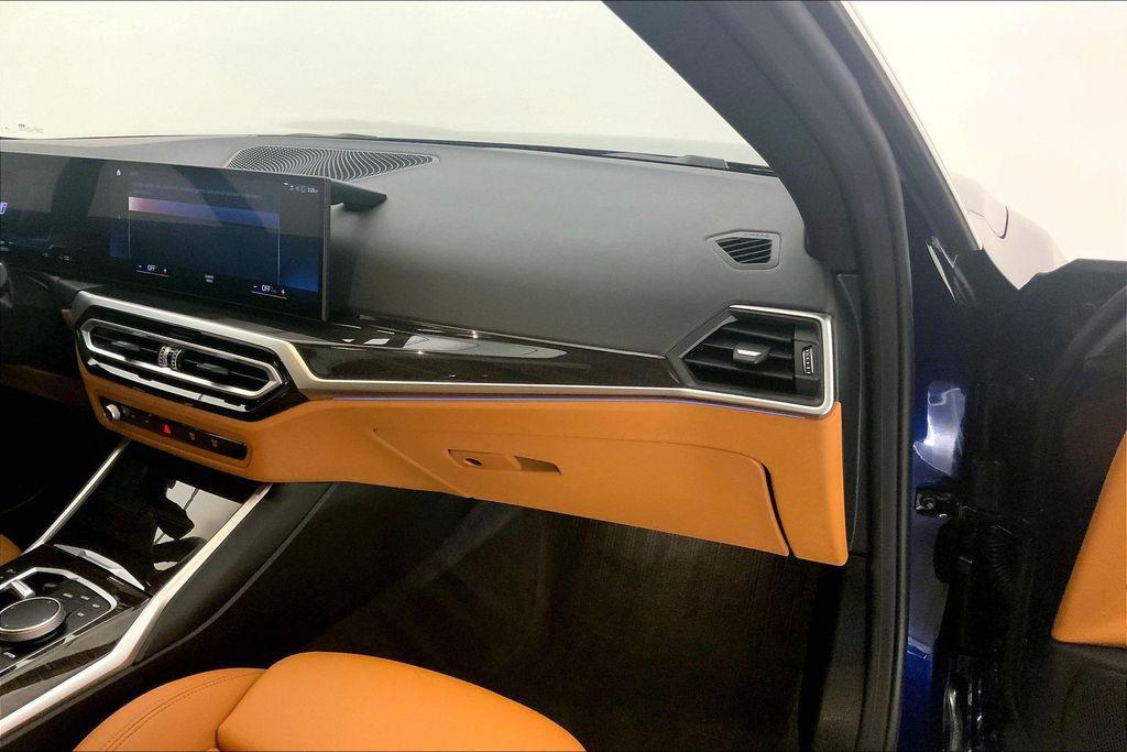 صورة مصغرة 23 لـ 2023 BMW I4 GRAN COUPE EDRIVE35