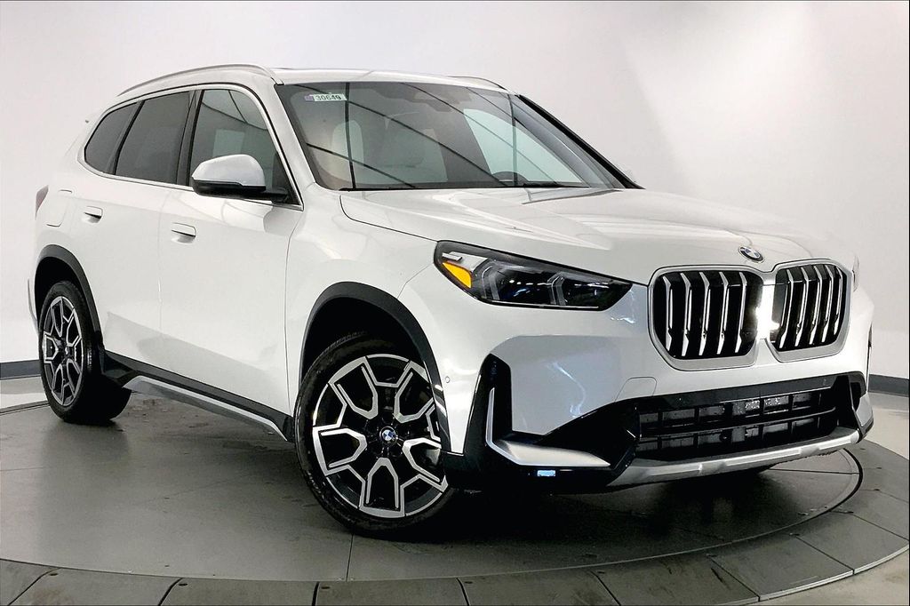 New 2026 BMW X1 xDrive28i