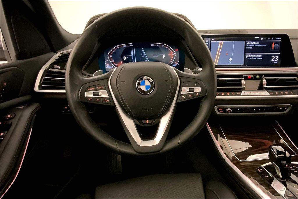 صورة 4 لـ 2023 BMW X5 XDRIVE40I