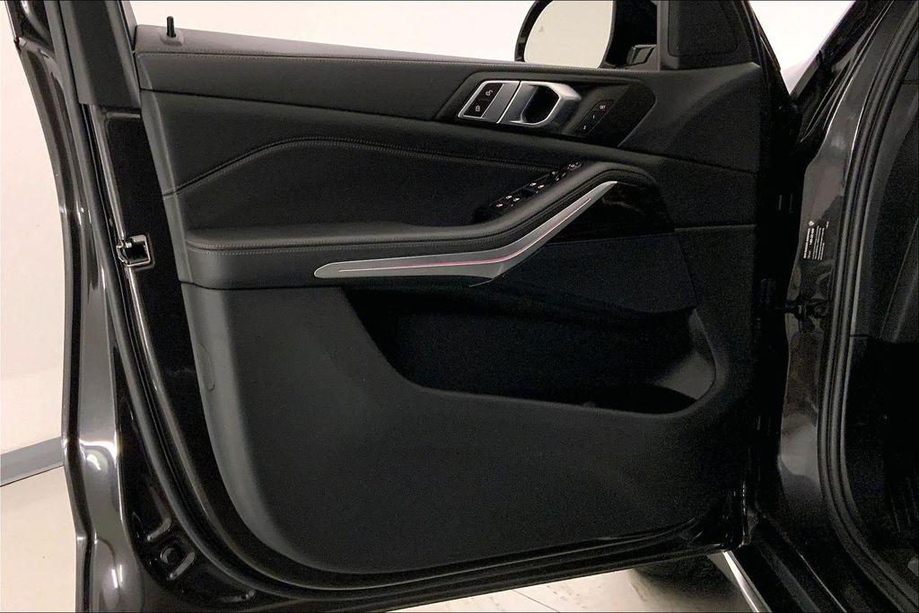 صورة مصغرة 24 لـ 2023 BMW X5 XDRIVE40I
