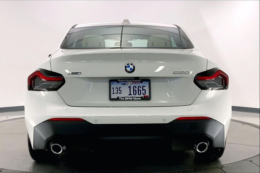 2025 BMW 230 XDRIVE — фото 3