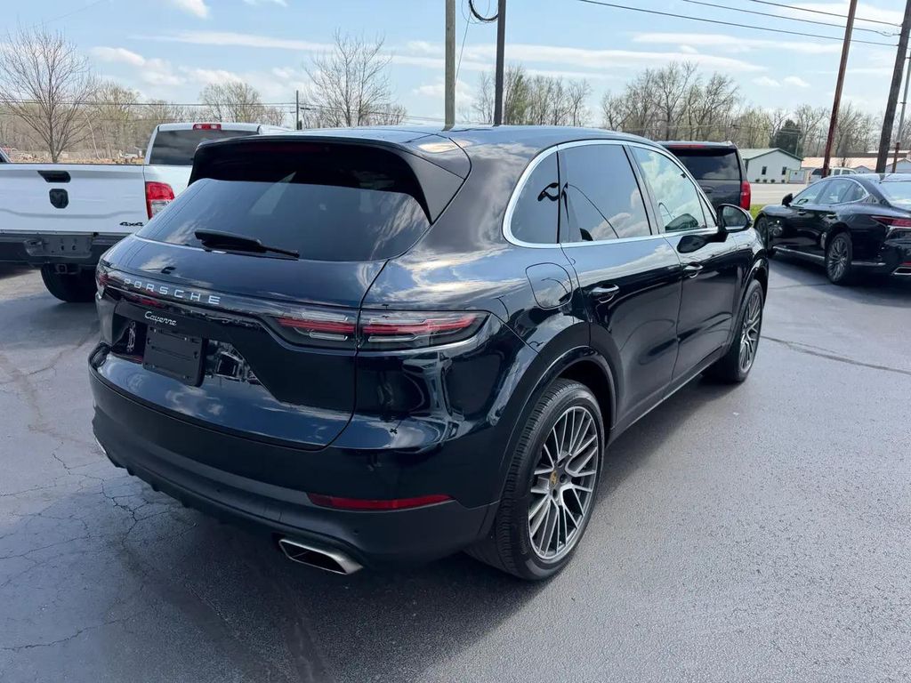 PORSCHE CAYENNE - 10
