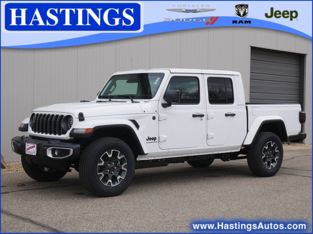 New 2026 Jeep Gladiator Sahara 4x4