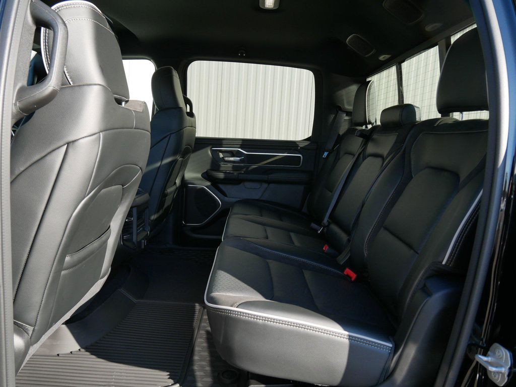 2026 RAM 1500 LARAMIE 照片 7