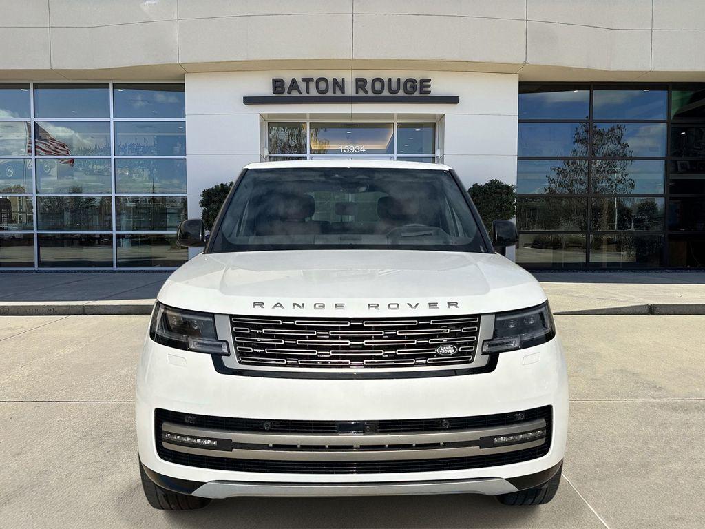 New 2026 Land Rover Range Rover P400 SE 7 Seat