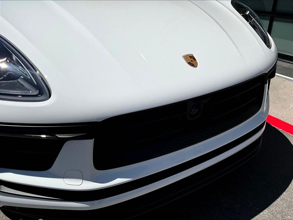 2025 Porsche MACAN — миниатюра 23