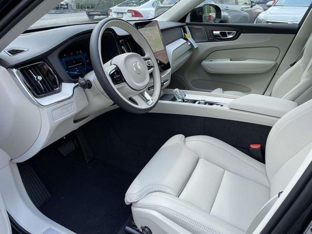 صورة مصغرة 13 لـ 2026 Volvo XC60 PLUG-IN HYBRID ULTRA, T8 AWD ELECTRIC/GASOLIN
