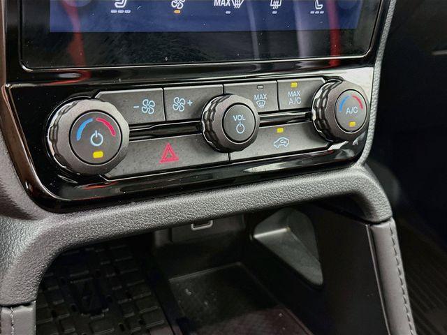 2024 FORD RANGER RAPTOR 缩略图 21