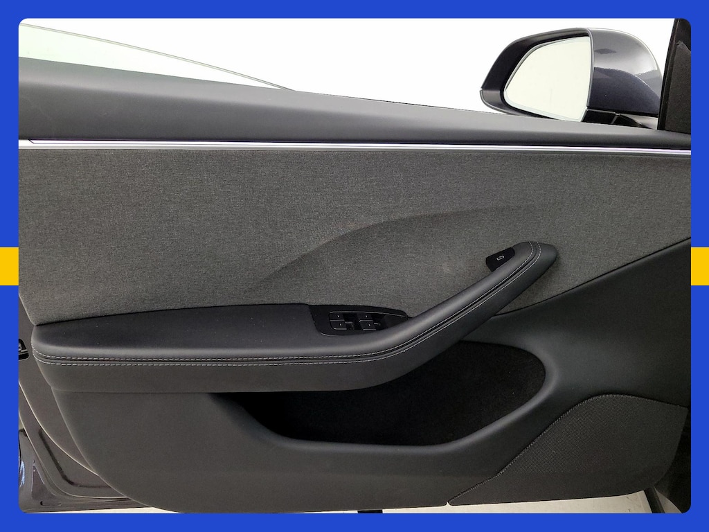 صورة 10 لـ 2025 Tesla MODEL 3 LONG RANGE
