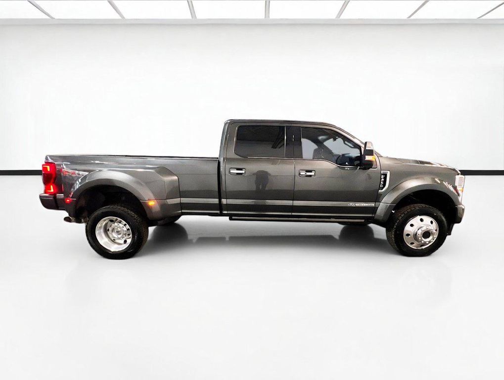 2020 FORD F-450 PLATINUM — миниатюра 24