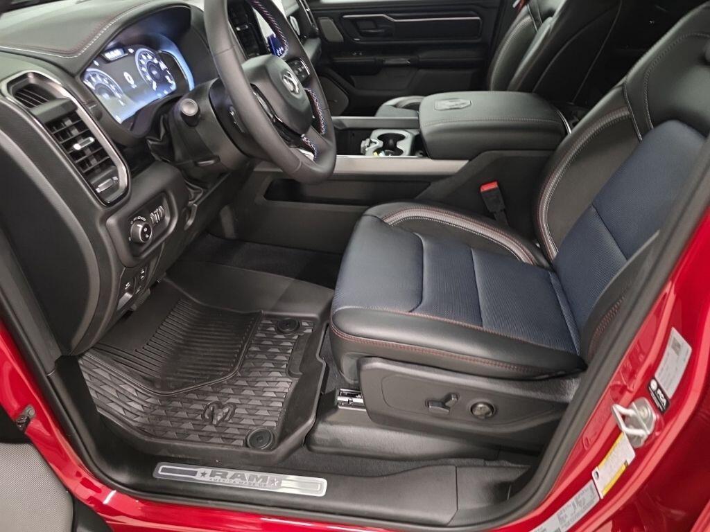 2026 RAM 1500 LARAMIE thumbnail 13