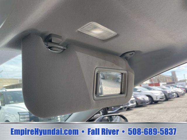 صورة مصغرة 28 لـ 2023 Toyota CAMRY XLE