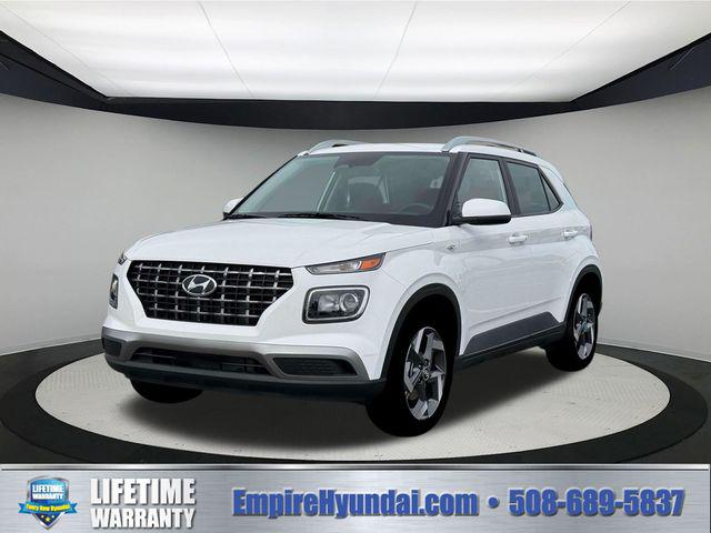 New 2026 Hyundai VENUE SEL
