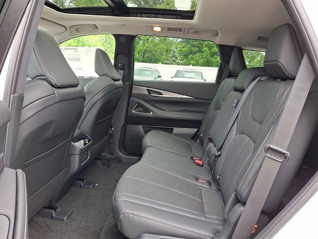 2027 Infiniti QX60 LUXE AWD 照片 7