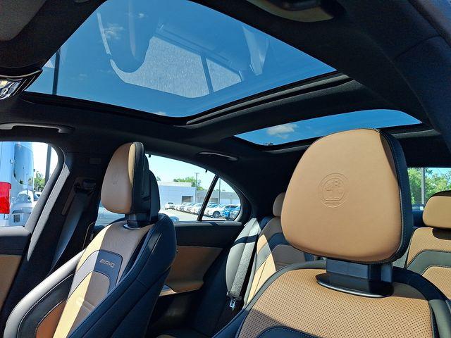 صورة مصغرة 13 لـ 2025 Mercedes-BENZ AMG E 53 BASE