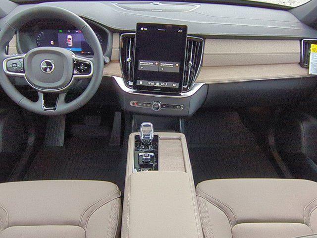 2026 Volvo XC90 B6 PLUS 7-SEATER — миниатюра 16