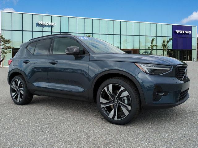 New 2026 Volvo XC40 B5 Ultra